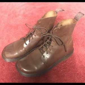 Dr. Martens Danica boots/ dark brown